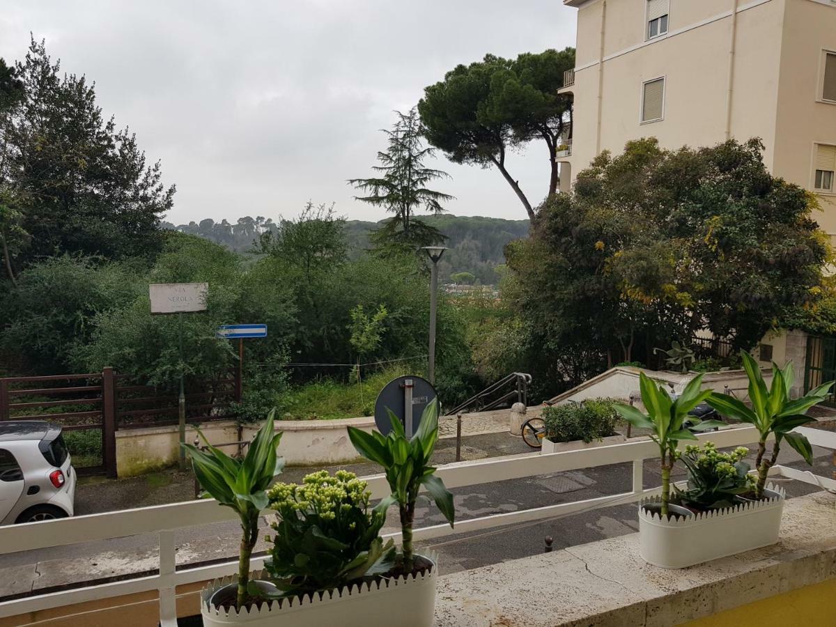Appartamento Luminoso Con Vista Su Villa Ada โรม ภายนอก รูปภาพ