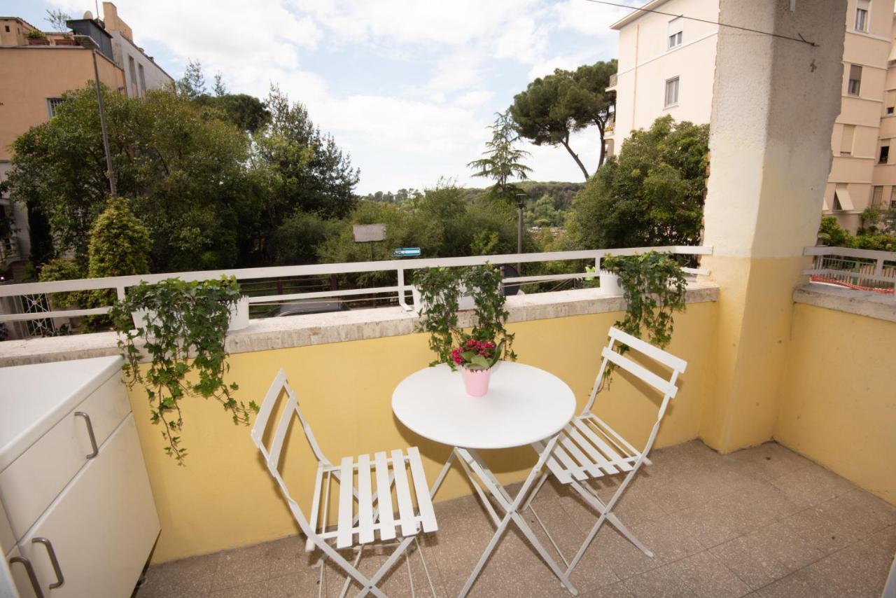 Appartamento Luminoso Con Vista Su Villa Ada โรม ภายนอก รูปภาพ